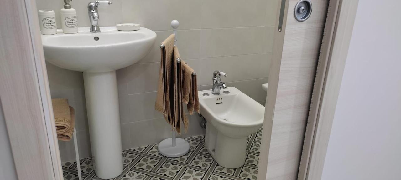 Le 3 Dee Bed and Breakfast Ρέτζιο ντι Καλάμπρια Εξωτερικό φωτογραφία